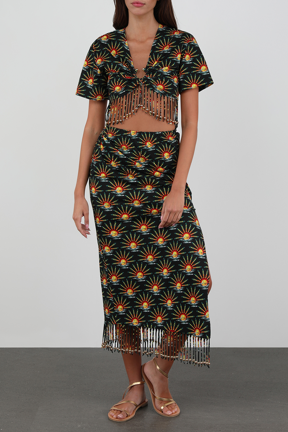 חולצת קשירה ססגונית עם פרנזים